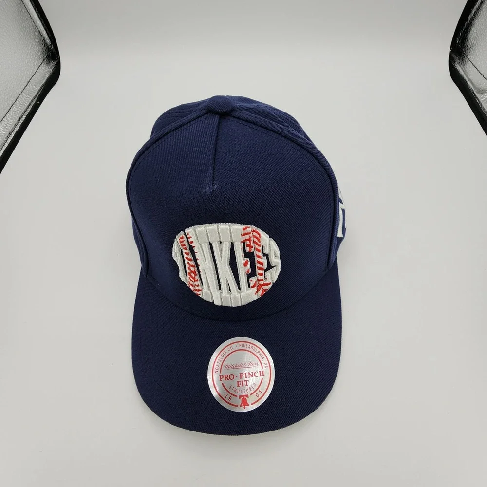 New York Yankees Mitchell & Ness Pro Pinch Fit Snapback Hat Embroidered‎ Cap NEW
